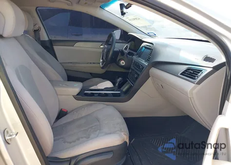 2016 Hyundai Sonata Se z USA, uszkodzony, nr VIN 5NPE24AF3GH287678